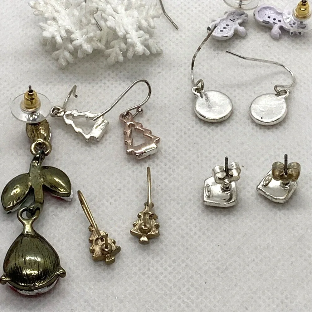 Vintage‎ - Now Lot 9 Pairs Pierced Christmas Earrings Bell Santa Snowflake Tree